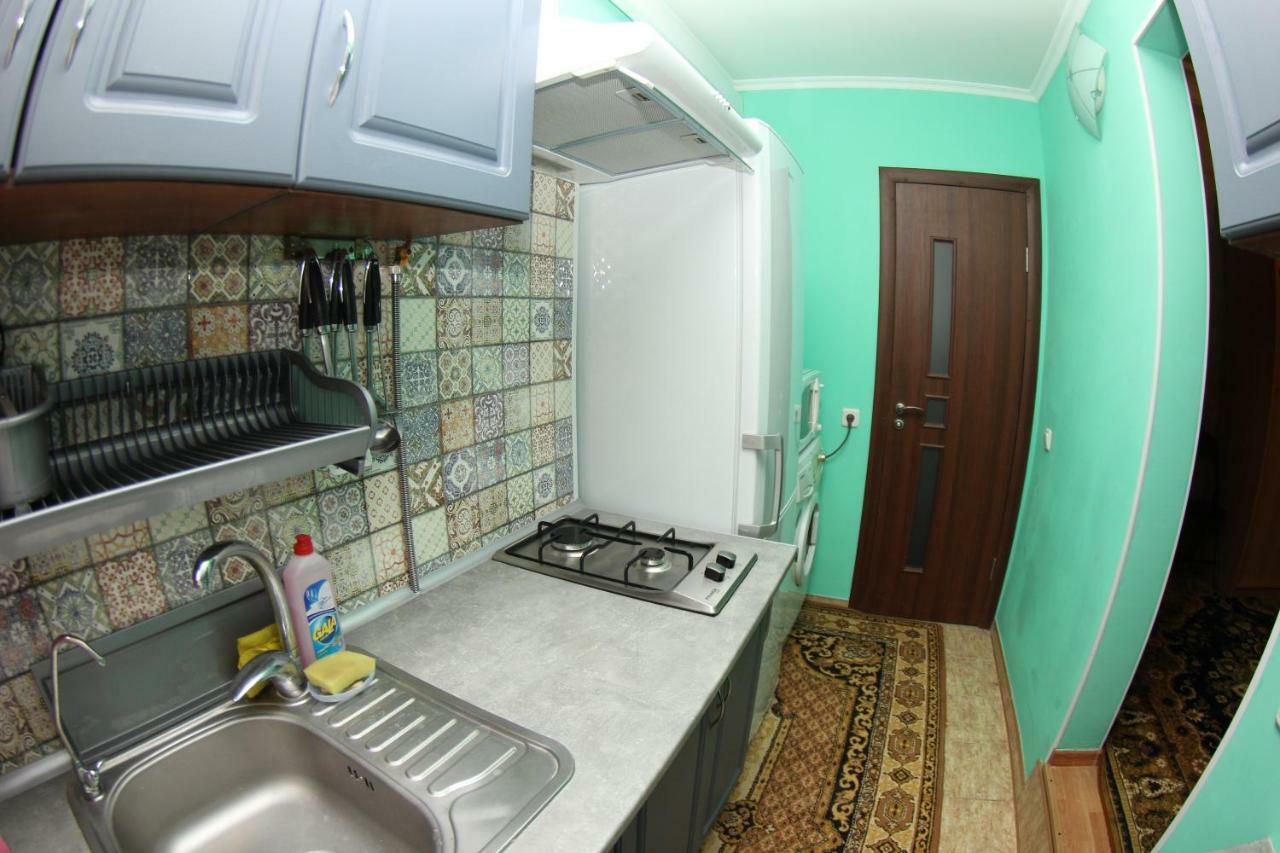 Apartment On Gimnazycheskaya Odessa Exterior foto