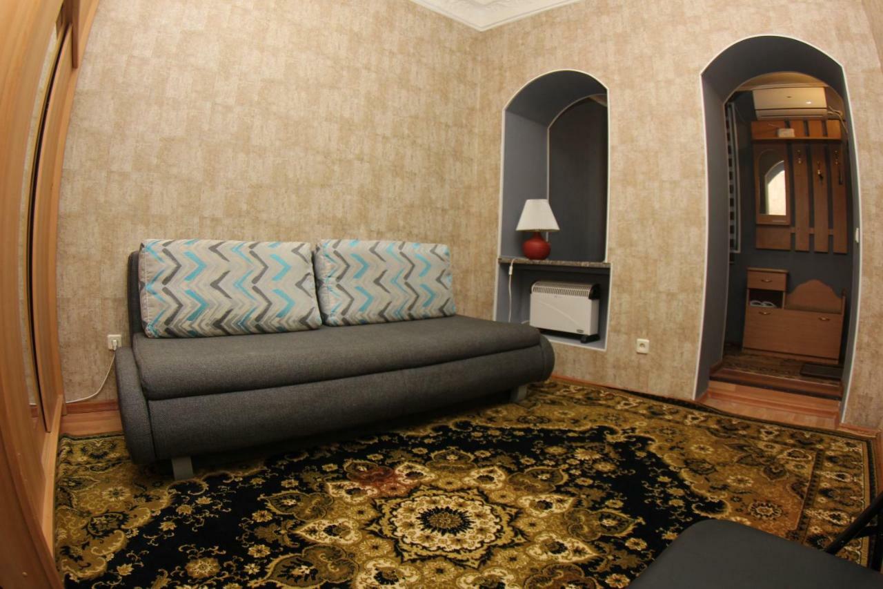 Apartment On Gimnazycheskaya Odessa Exterior foto